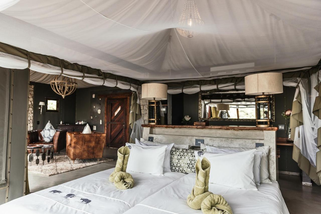 Etosha Oberland Lodge Okaukuejo Ngoại thất bức ảnh