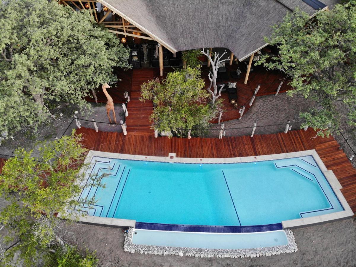 Etosha Oberland Lodge Okaukuejo Ngoại thất bức ảnh