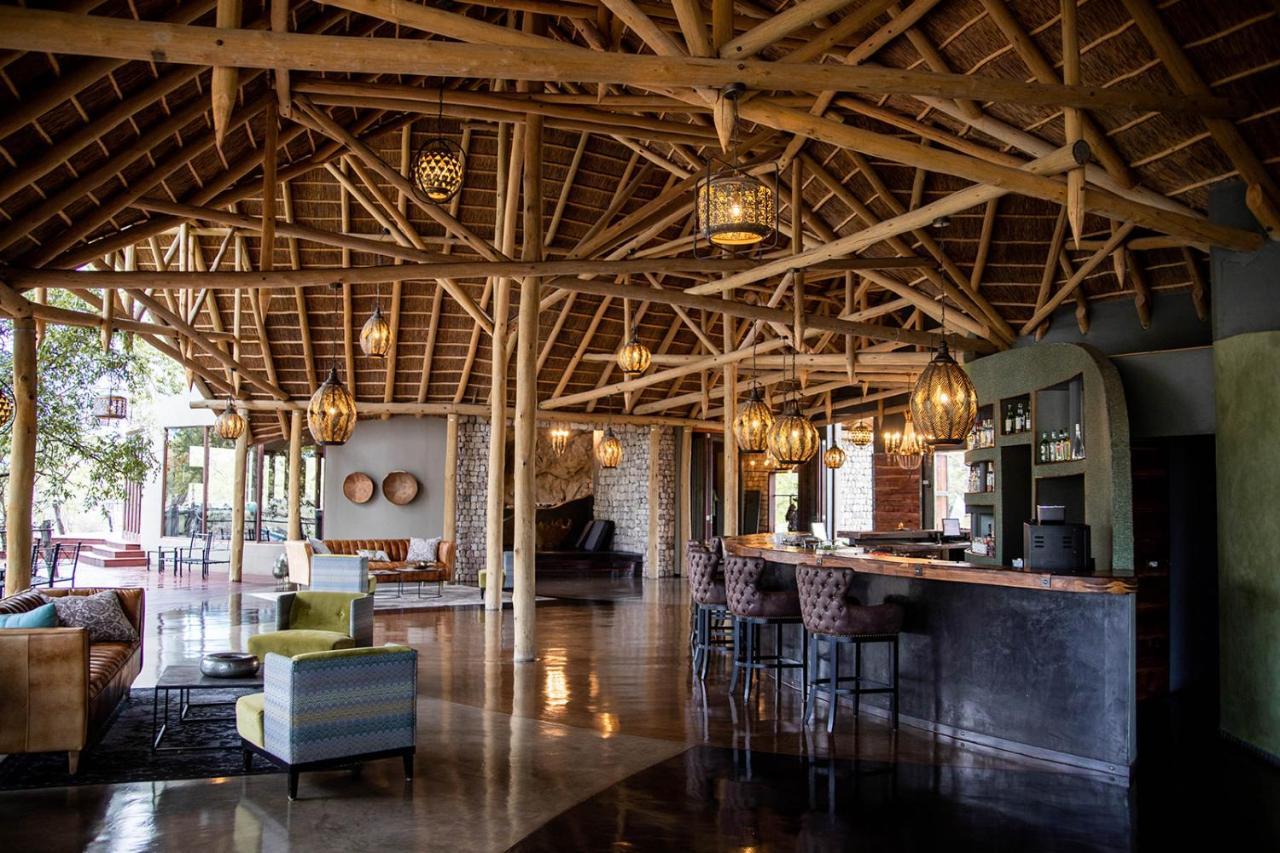 Etosha Oberland Lodge Okaukuejo Ngoại thất bức ảnh