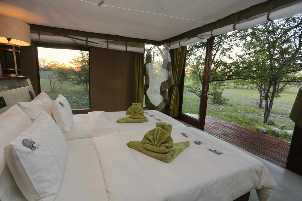 Etosha Oberland Lodge Okaukuejo Ngoại thất bức ảnh